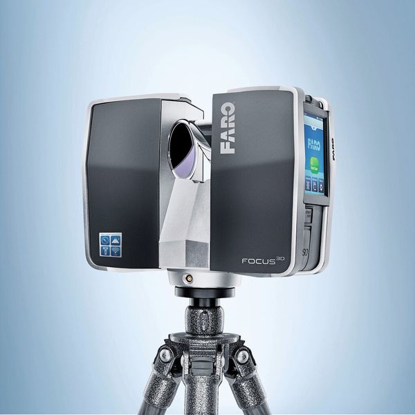 Bild 2: Laser-Scanner zum Erzeugen von 3D-Modellen von großen Bauteilen und von 3D-Daten für die Fabrikplanung. (Bild: Faro)