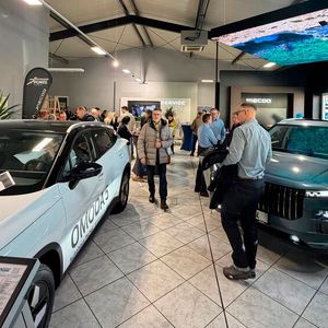 Seit Mitte Januar ist der Jaecoo- und Omoda-Showroom des Autohauses Pichel in Burgstädt geöffnet. (Bild: Autohaus Pichel)