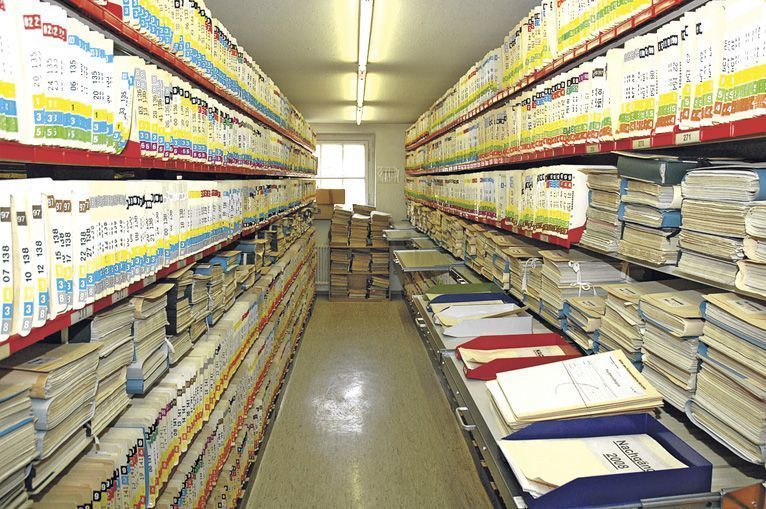 Elektronisches Kriminalaktenarchiv – Juni 2005: Start des Projektes EKAA (Fotos: Fabasoft) (Archiv: Vogel Business Media)