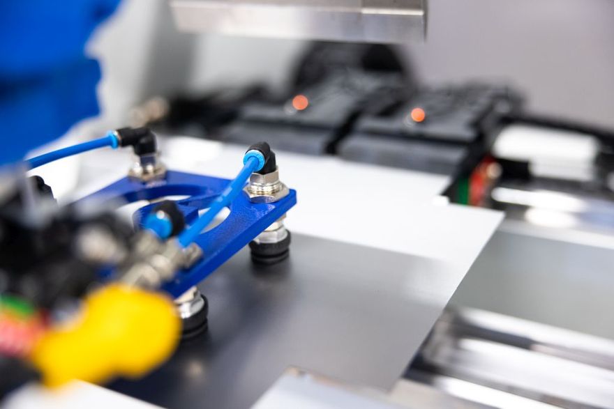 RoboCone Abkantpresse C9 mit Roboter_45.jpg (CoastOne Oy)