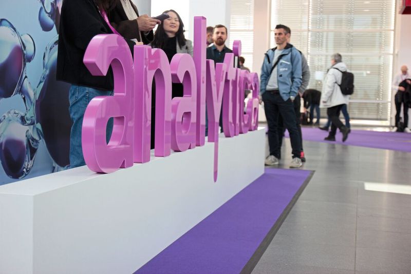 Es ist Analytica. Die Labor-Leitmesse fand 2024 vom 9. bis 12. April wieder in den Messehallen München statt. Wir zeigen einige Eindrücke. (Bild: VCG – C. Lüttmann)