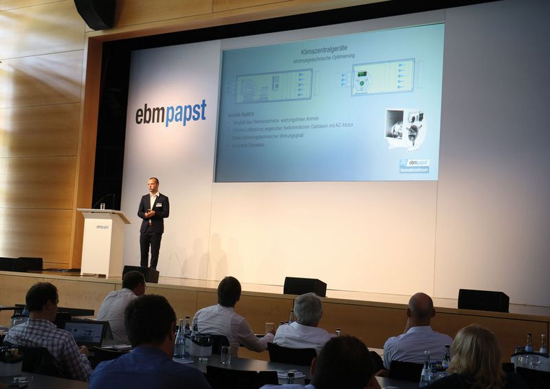 Insgesamt 34 Expertenvorträge zu neuesten Themen und Produkte standen unter dem Motto „Vernetzt denken. Zukunft gestalten.“ (EBM-Papst)