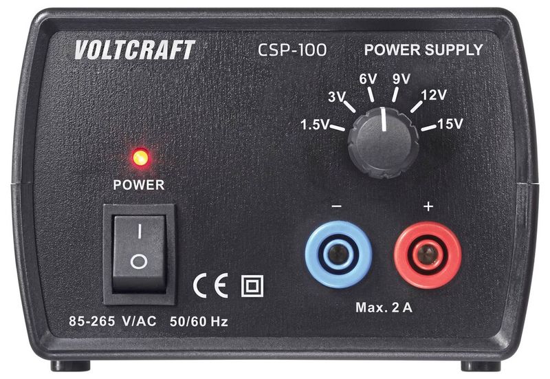 CSP-100: Das Labornetzgerät verfügt über eine Reihe fest einstellbarer Ausgangsspannungen: 1,5 V, 3 V, 6 V, 9 V, 12 V und 15 V. (Bild: Conrad)