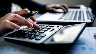 Das LG Nürnberg-Fürth hat eine differenzierte Meinung zum Ausgleichsanspruch. (Bild: ©sirichai - stock.adobe.com)