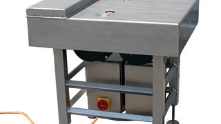 Die Rütteltische sind in verschiedenen Größen lieferbar und höhenverstellbar. (Bild: EAP Lachnit)