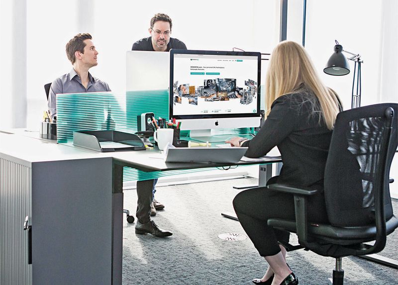 Das Orderfox-Office in Ruggell, Fürstentum Liechtenstein: Mitarbeiter sorgen via Chat und Telefon für einen exzellenten Support für Mitglieder. (Orderfox)