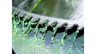 Bild 1: Das Kreissägeblatt ist mit PKD bestückt. (Archiv: Vogel Business Media)