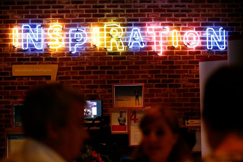 Den passenden Rahmen für Networking und Inspritationsaustausch bot die direkt angeschlossene Digital Eatery. (Bild: Paul Knecht/storytile)