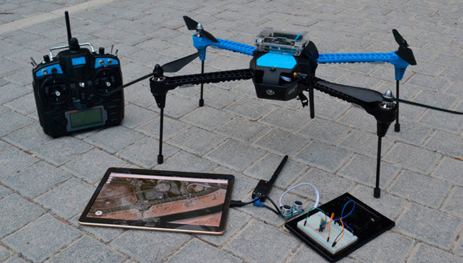 FlyLab Drohnen sollen den Bildungssektor unterstützen. (Bild: The UAE Drones for Good Award)