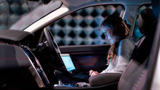 Viele Automobilhersteller begegnen dem Innovationsdruck mit einem Engagement in der Open-Source-Community. (Bild: RAEng_Publications)