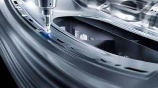 Diodengepumpte Festkörperlaser sind aus der Automobilproduktion nicht mehr wegzudenken. (Bild: Trumpf)