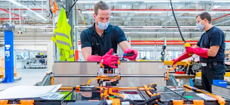  Die Konzernsparte Sustainera zeigt zeigt auf der Automechanika neue Austauschkomponenten.(Bild:  Sustainera)