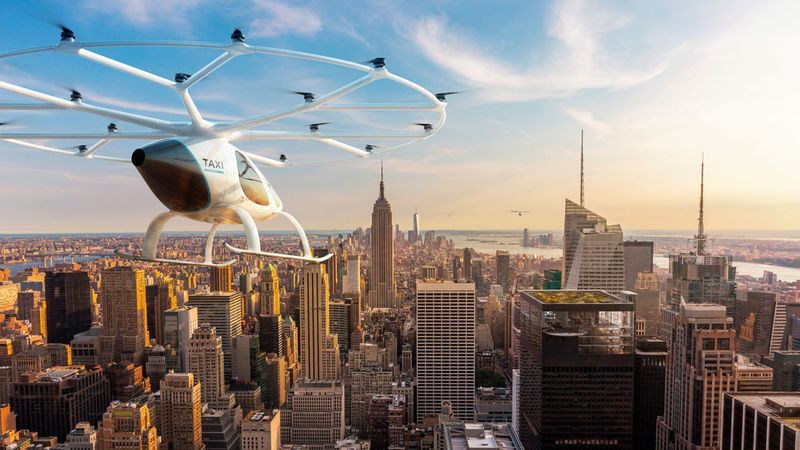 Seit 2011 entwickelt das Start-up einen rein elektrisch angetriebenen, autonom fliegenden Multicopter.  (Volocopter)