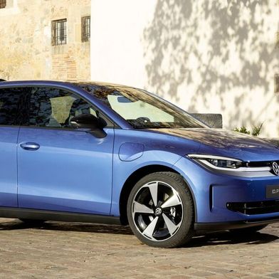 Unter anderem beim ID-Polo könnte bei der Gurt-Befestigung im Werk nachlässig gearbeitet worden sein. (Bild: VW)