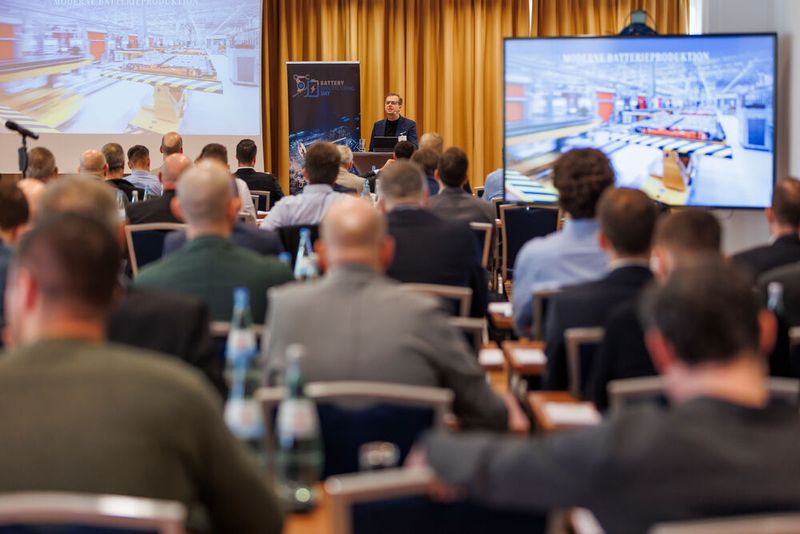 Great interest in battery production: The Battery Manufacturing Day by Automobil Industrie and MM Maschinenmarkt counted about 120 participants. (Image:Eidens-Holl)