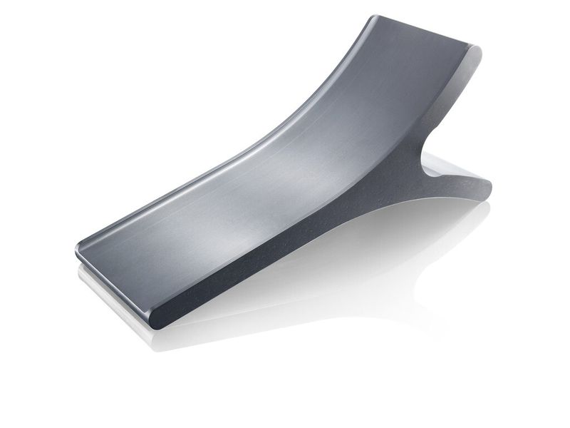 Mit einer Standzeit der Wurfschaufeln von 30.000 bis 40.000 Strahlstunden sorgen Rutten-Long-Life-Turbinen für eine erhöhte Anlagenverfügbarkeit und senken den Wartungsaufwand. (Bild: Rösler Oberflächentechnik)