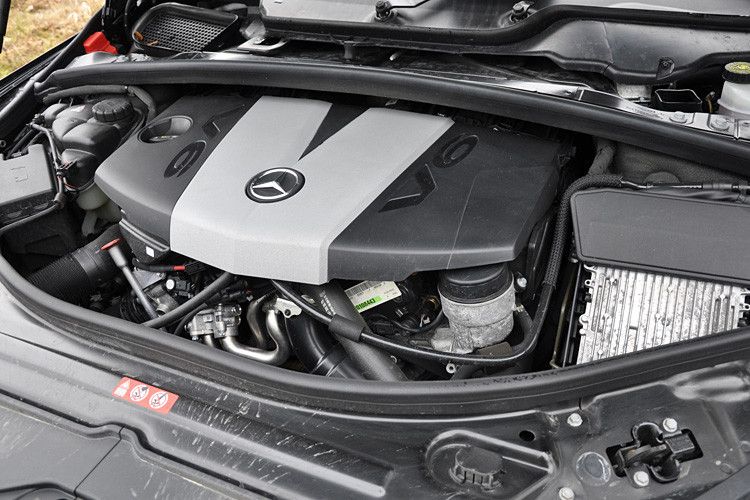 Es bleibt dabei, dass die R-Klasse – es gab sie einst mit bis zu 375 kW/510 PS – nur noch in China angeboten wird – und zwar ausschließlich mit langem Radstand. (Foto: Fabian-Hoberg/SP-X)