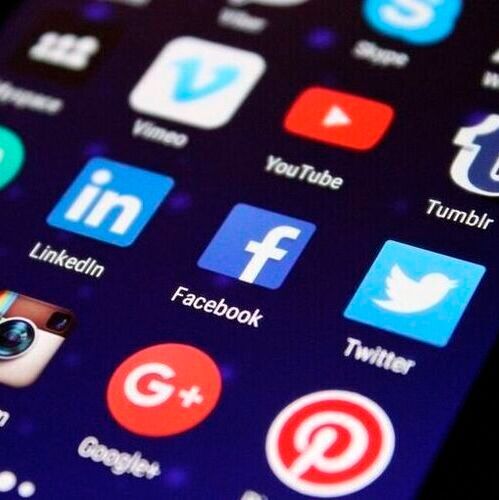 As youth mental health challenges have risen alongside increased social media use, researchers and policymakers have questioned whether platforms contribute to emotional distress.(Source:  Pixabay)