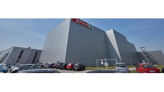 Aus dem Spar-Zentrallager im österreichischen Wels werden aus einem Sortiment von mehr als 14.000 Artikeln täglich rund 1600 Geschäfte in ganz Österreich beliefert. (Witron)