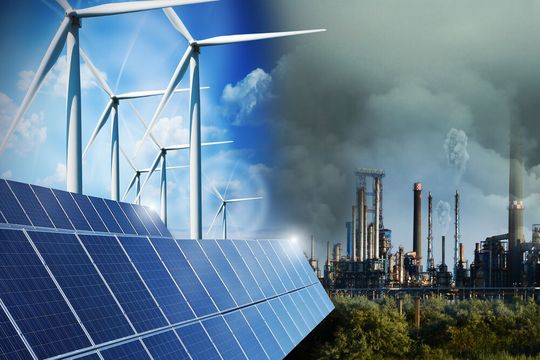 Die Energiewende von Fossil zu Erneuerbar ist eine wichtige Säule der Nachhaltigkeitsbemühungen.(Bild:  ©adrian_ilie825 - stock.adobe.com)