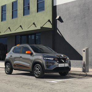 Die Renault-Tochter Dacia soll mit dem Spring kommendes Jahr E-Mobilität bezahlbar machen.(Bild:  Dacia)