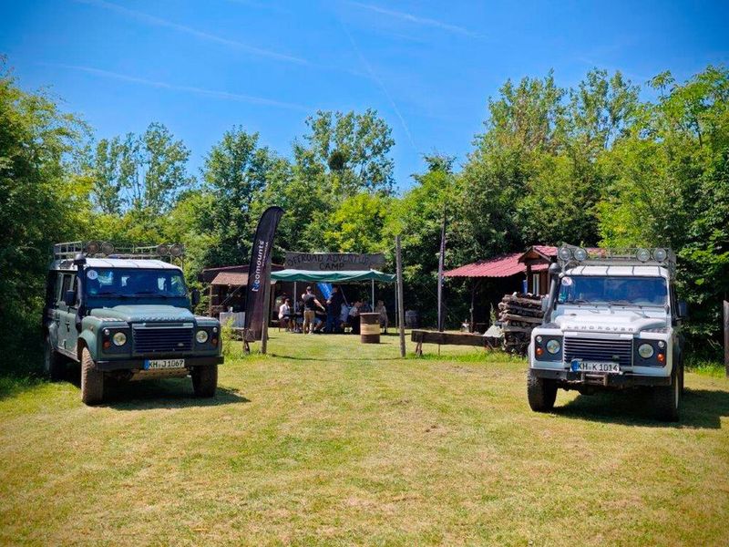 Den Gewinnern des von Systeam veranstalteten Neomounts-Incentives wurde einiges geboten. Jagdbogenschießen, Quad-Riding und der Land Rover Offroad Drive waren neben dem exzellenten Essen nur einige Highlights des Events in Stromberg. (Bild: Systeam/Vogel IT-Medien GmbH)