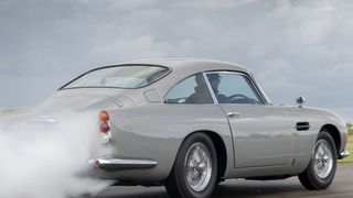 Keine Filmfiktion: Aston Martin baut erneut den DB 5 – inklusive sämtlicher James-Bond-Gimmicks. (Bild: Max Earey)