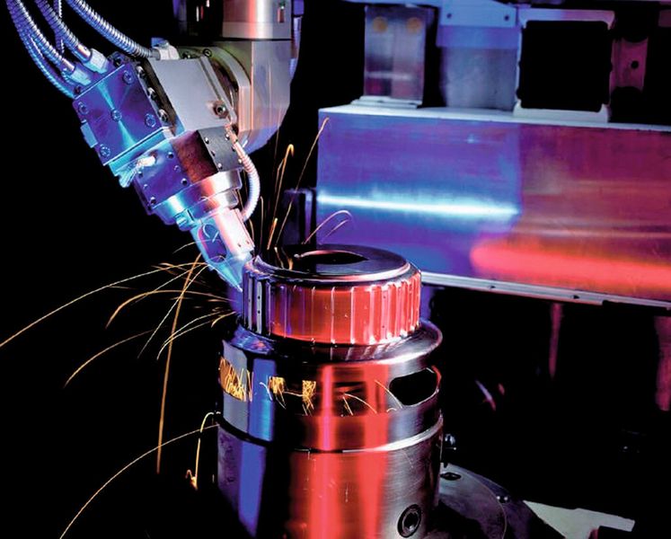 Eine von vielen Aufgaben ist beispielsweise das Laserschweißen von Getriebeteilen. (Bild: Trumpf)