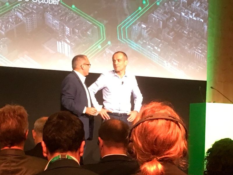 „Bei Schneider Electric ist unser Engagement für die Klimaneutralität in unsere Geschäftsentscheidungen und unsere Unternehmensführung eingeflossen, aber wir müssen unsere Bestrebungen intensivieren und schneller handeln