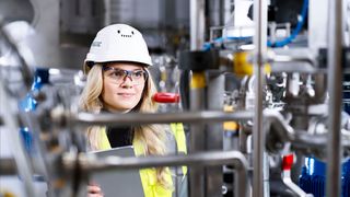 In vielen technischen Funktionen liegt der Frauenanteil weiterhin bei etwa 20 Prozent. (Bild: Spiegltec)