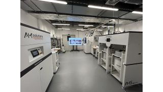 Put to the test together: AM Solutions' F1 and PMS are installed at the Eos site in Krailling, where they are already being used successfully with an Eos SLS system. (Bild: Rösler Surface Technology)