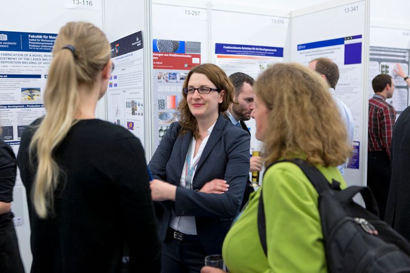 Eindrücke von der Werkstoffwoche Dresden 2015. (Bild: Werkstoffwoche Dresden)