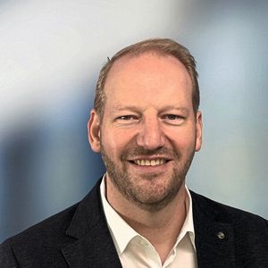 Dr. Roland Thiele, Leiter der Chemie-Produktion Diagnostics Operations am Roche-Standort Penzberg(Bild:  Roche)