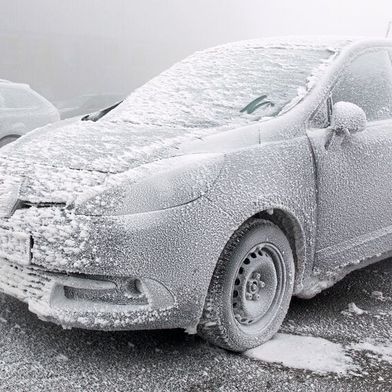 Die neue Norm API-SQ ist strenger in Sachen Kaltviskosität. Ein Motorenöl muss bei ihr auch bei -40 Grad noch zur Ölpumpe nachflließen.  (Bild: picture alliance/dpa)