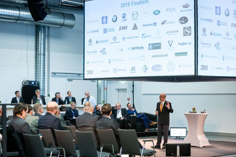 Auch herausragende Innovatoren des Leichtbaus bekamen eine Bühne – beim Altair Enlighten Award.  (Stefan Bausewein)