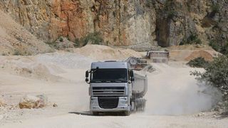 Der Hydraulic Traction Assistant (HTA) bietet im Gelände bei Bedarf Allradeigenschaften. (Bild: Bosch Rexroth)