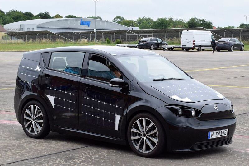 Einen Schönheitspreis dürfte der kastenförmige Kleinwagen wohl nicht gewinnen, aber Nachhaltigkeitspreise vielleicht schon. (Jan Rosenow)