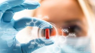 Abb. 1: Auch im Labor lösen digitale Prozesse papierbasierte Workflows immer mehr ab. (©Oleksiy Mark - stock.adobe.com)