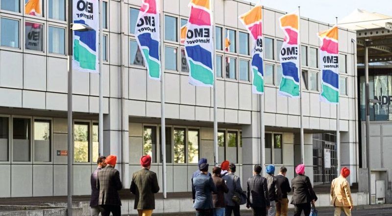 Asiatische Besucher, vor allem aus Indien, China, Japan und Taiwan, machten fast einen Drittel der ausländischen Besucher aus.  (VDW)