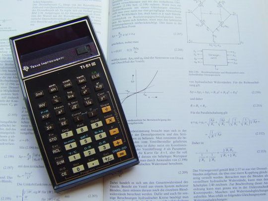 Kam 1977 auf den Markt: Der TI-51-III von Texas Instruments(Bild:  Gerd Kucera)