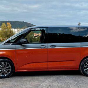 Das Modell gibt es erstmals als Plug-in-Hybrid.(Bild:  Seyerlein/VCG)