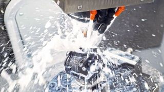 Aktuell bietet OPS-Ingersoll auch eine HSK E 50-Spindel, mit 21 Nm und 36 000 U/min an. Auf Grund der Leistungsdaten ist das eine optimale Kombination für das Fräsen von Kupfer- und Grafitelektroden sowie Stahl. (Bild: OPS)