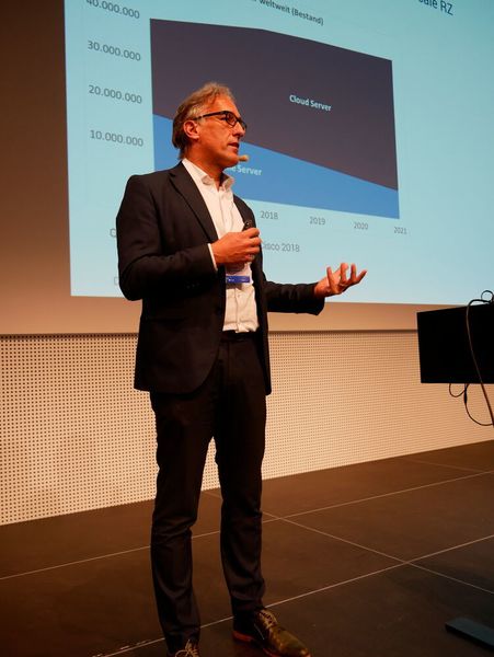 Entwicklungen, Prognosen, Best Practices zu Rechenzentren und Cloud Computing in Europa hatte Dr. Ralph Hintemann vom Borderstep Institut mit im Gepäck. (Vogel IT-Medien GmbH)