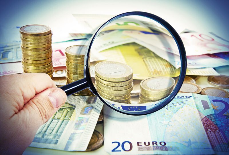 Um tatsächlich Steuern zu sparen, sollten Unternehmen sich frühzeitig mit den neuen Vorgaben vertraut machen. (© Jürgen Fälchle - Fotolia)