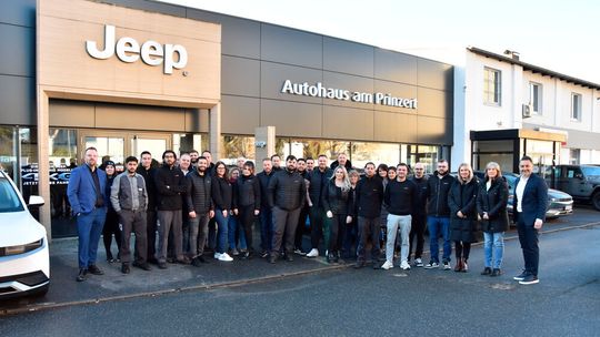 Kundenbindung über einen eigenen Kundenpass und eine App sowie schnelle Prozesse – damit punktet das Autohaus am Prinzert.(Bild:  Simon - VCG)