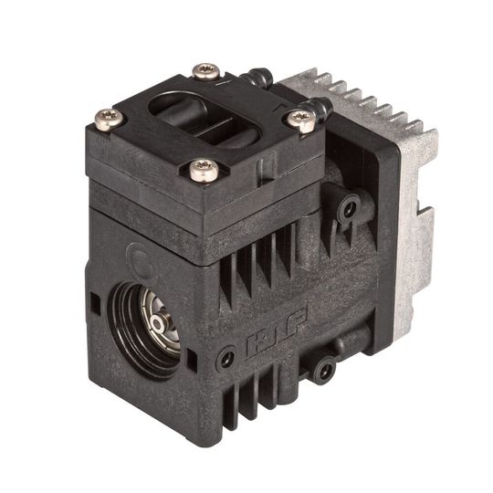Die Membranpumpen Serien NMP 830 (zu sehen auf dem Bild), NMP 850, NMP 830 HP und NMP 850 HP sind bei all jenen Anwendungen in der Medizingerätetechnik gefragte Komponenten, bei denen hohe Leistung bei kleiner Baugröße entscheidend ist. Die Membranpumpen Serien NMP 830 (zu sehen auf dem Bild), NMP 850, NMP 830 HP und NMP 850 HP sind bei all jenen Anwendungen in der Medizingerätetechnik gefragte Komponenten, bei denen hohe Leistung bei kleiner Baugröße entscheidend ist.