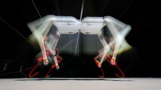 Der vierbeinige Roboter Solo 8 kann aus dem Stand über 40 Zentimeter hoch springen. Gedacht ist er vor allem für die Grundlagenforschung.  (Max-Planck-Institut für Intelligente Systeme)