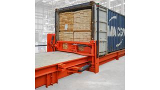 Mit dem CSS von Combilift kann ein 20-Fuß-Container in drei Minuten beladen werden. (Combilift)