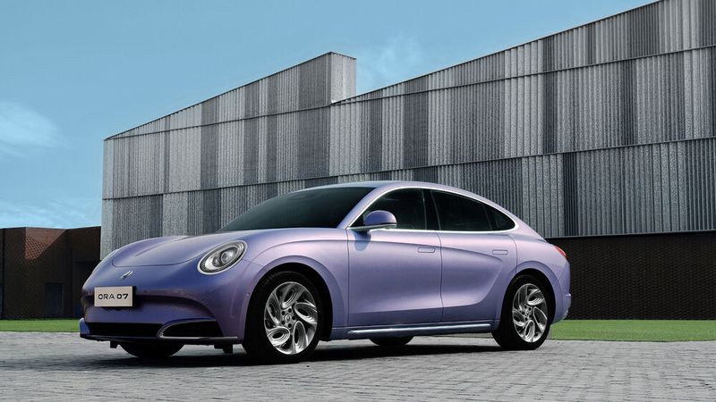 Der GWM Ora 07 ist eine kühn gezeichnete Fließhecklimousine im Stile eines viertürigen Coupés. (Bild: GWM)