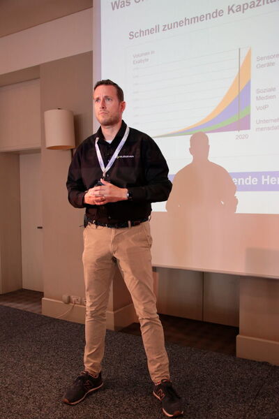 Maximilian Schuck, Regional Sales Manager bei Cloudian, sprach über die Entwicklung von AWS-kompatiblen S3-Speicherangeboten für die Public- und Multicloud. (Vogel IT-Medien)